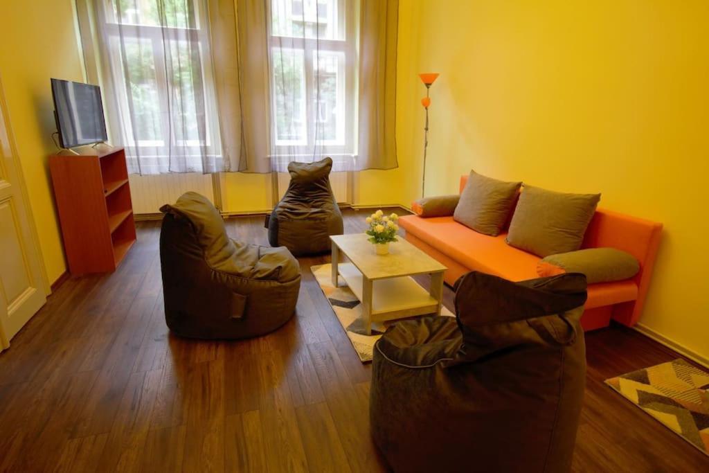 Comfort 2Bedrooms Quite Place!-Vinohrady Praga Exterior foto